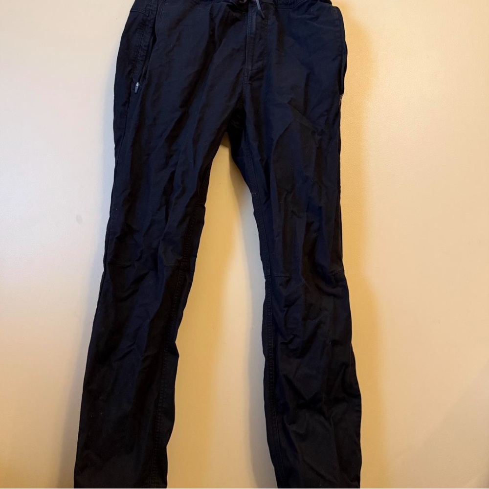 black pants
